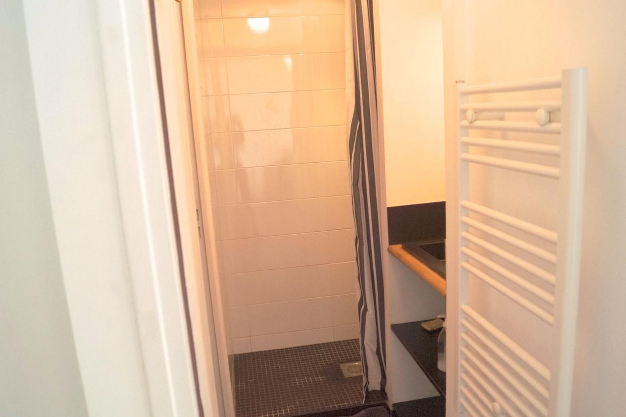 Cancale Port Mer, Les Pieds Dans L'Eau Apartment Luaran gambar